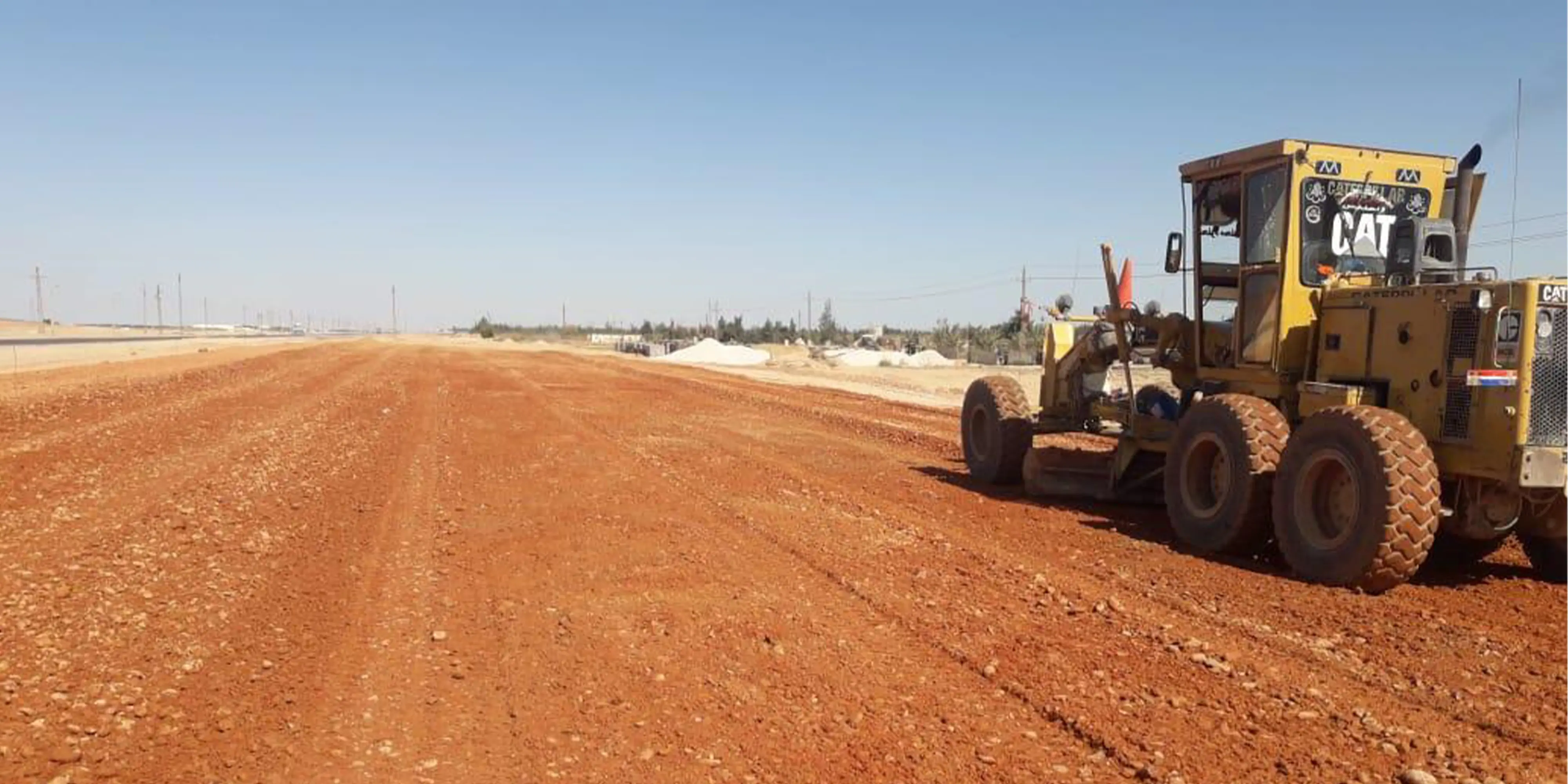 أعمال رفع كفاءة وتقوية طريق الهايكستب بلبيس الصحراوى